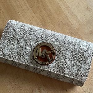 Michael Kors wallet
